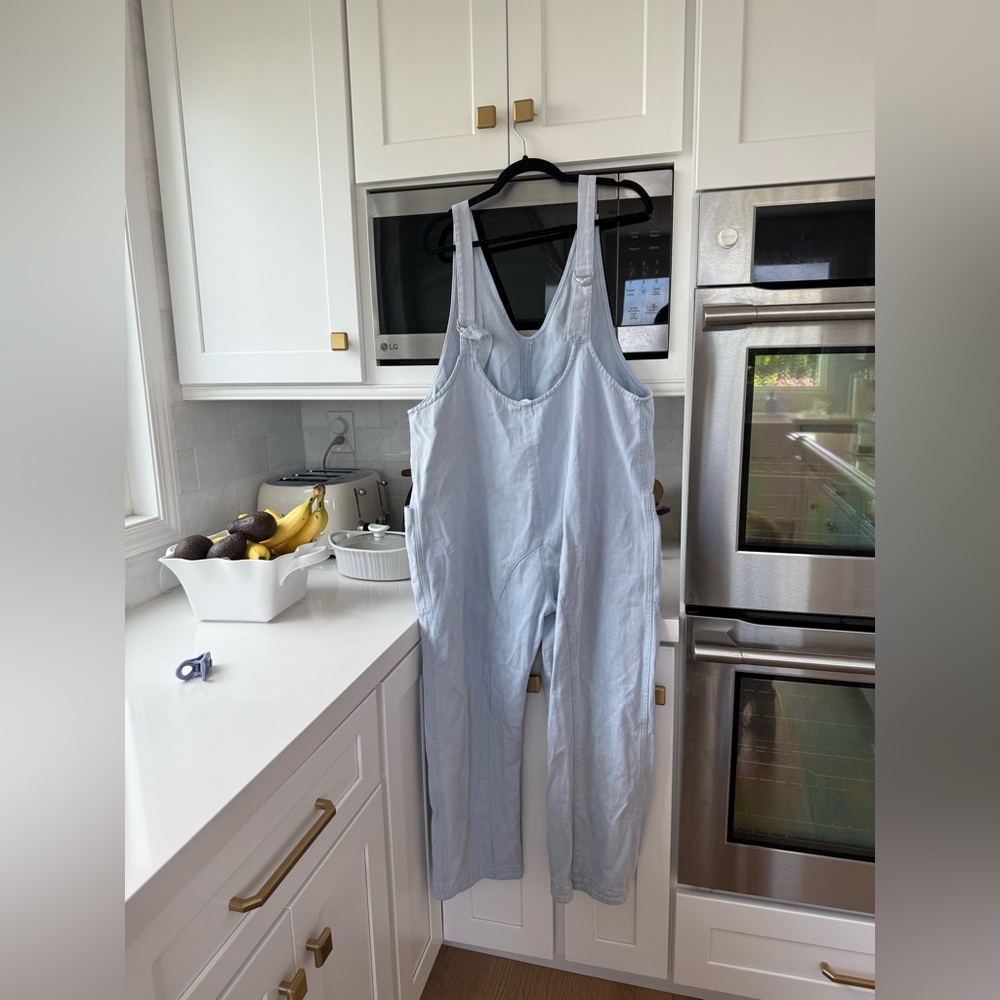 Called to surf En Merci light blue denim overalls